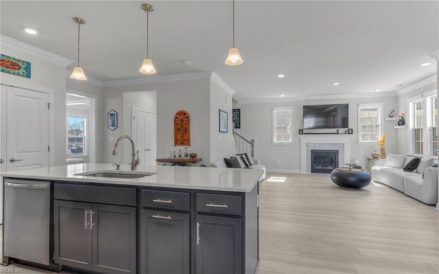 2216 Hampton Roads PW, Chesapeake, VA 23321
