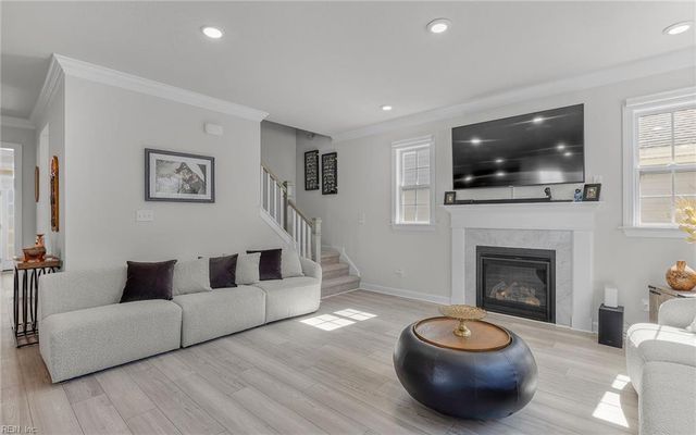 2216 Hampton Roads PW, Chesapeake, VA 23321