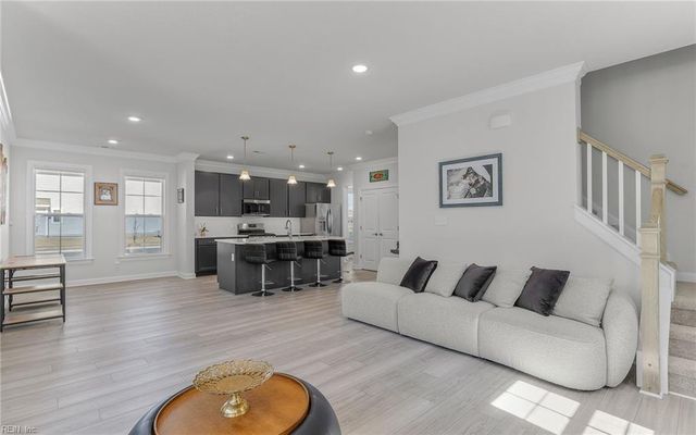 2216 Hampton Roads PW, Chesapeake, VA 23321