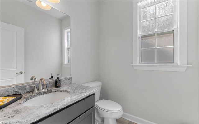2216 Hampton Roads PW, Chesapeake, VA 23321