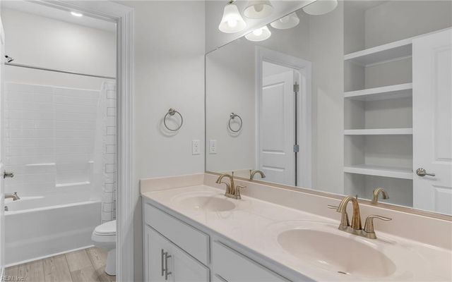 2216 Hampton Roads PW, Chesapeake, VA 23321