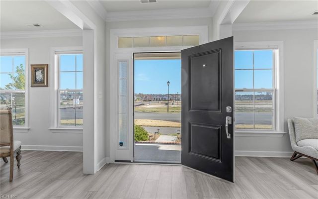2216 Hampton Roads PW, Chesapeake, VA 23321