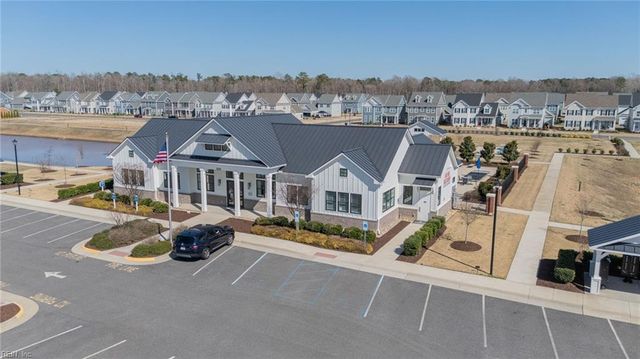 2216 Hampton Roads PW, Chesapeake, VA 23321