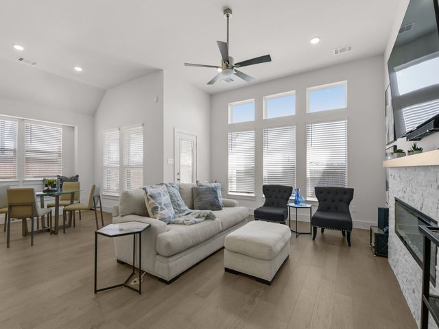 9940 Casa Frontera Drive, Fort Worth, TX 76179