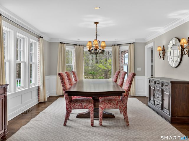 11 Westwood Drive, Waterford, CT 06385