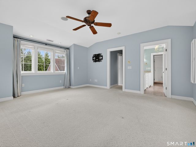 11 Westwood Drive, Waterford, CT 06385