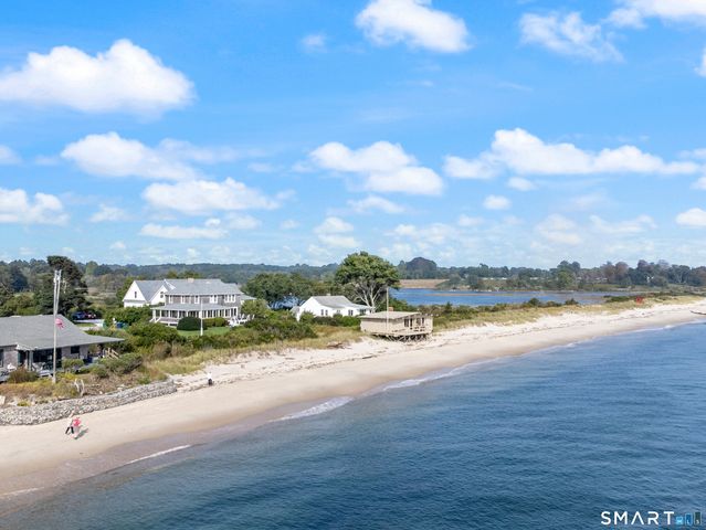11 Westwood Drive, Waterford, CT 06385