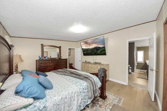 26090 Cornwall, New Caney, TX 77357