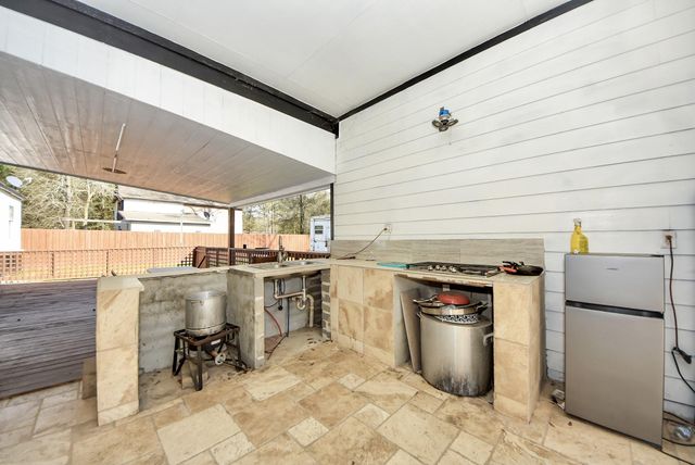 26090 Cornwall, New Caney, TX 77357