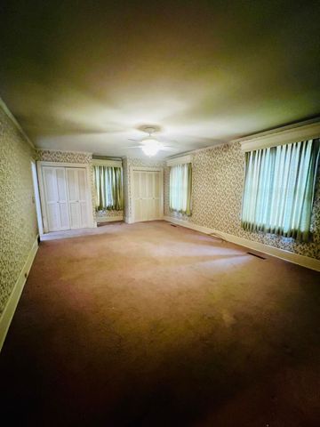 200 N Lemacks Street, Walterboro, SC 29488