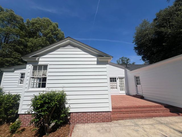 200 N Lemacks Street, Walterboro, SC 29488