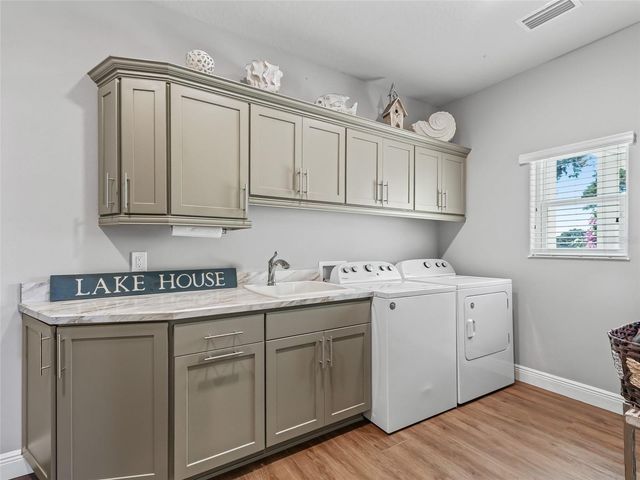 12943 SE SUNSET HARBOR ROAD, Weirsdale, FL 32195