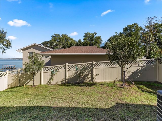 12943 SE SUNSET HARBOR ROAD, Weirsdale, FL 32195