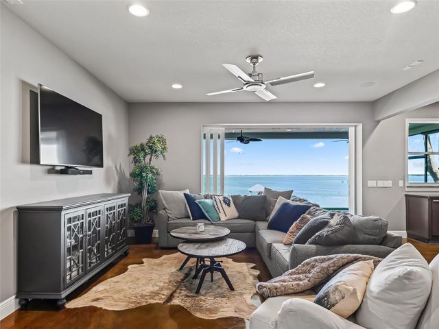 12943 SE SUNSET HARBOR ROAD, Weirsdale, FL 32195