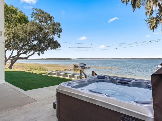 12943 SE SUNSET HARBOR ROAD, Weirsdale, FL 32195