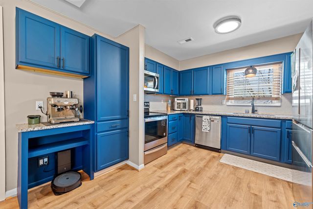 3141 Dug Hill Road, Huntsville, AL 35811