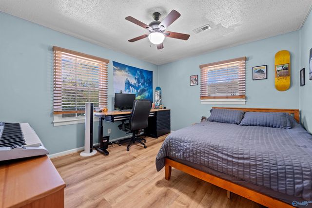 3141 Dug Hill Road, Huntsville, AL 35811