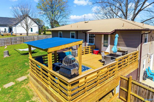 3141 Dug Hill Road, Huntsville, AL 35811