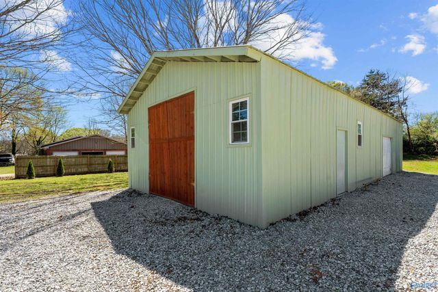 3141 Dug Hill Road, Huntsville, AL 35811