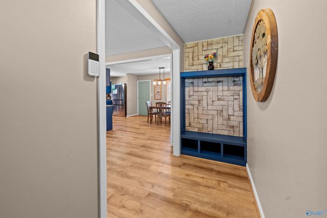 3141 Dug Hill Road, Huntsville, AL 35811