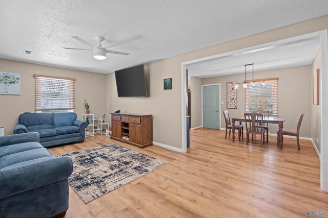 3141 Dug Hill Road, Huntsville, AL 35811