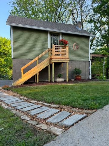 215 W Sparta St, Mcminnville, TN 37110