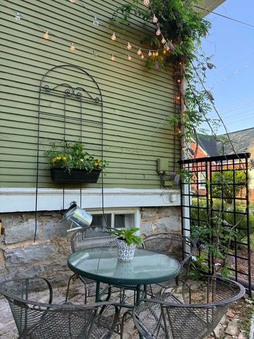 215 W Sparta St, Mcminnville, TN 37110