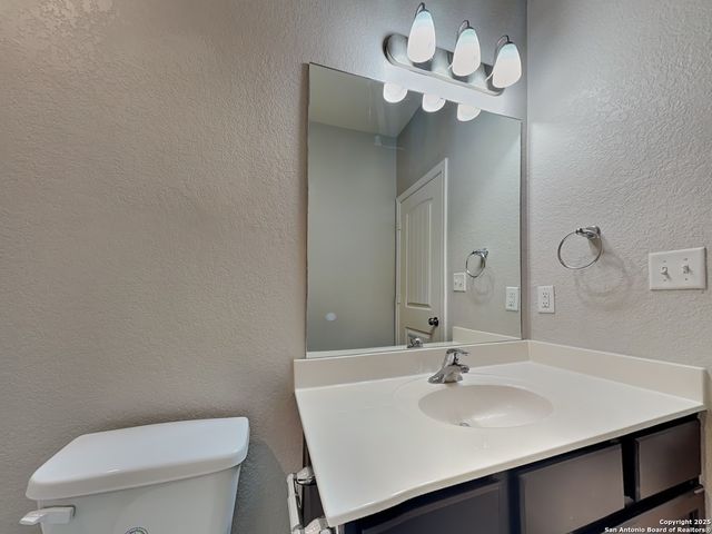 125 Buttercup, New Braunfels, TX 78130