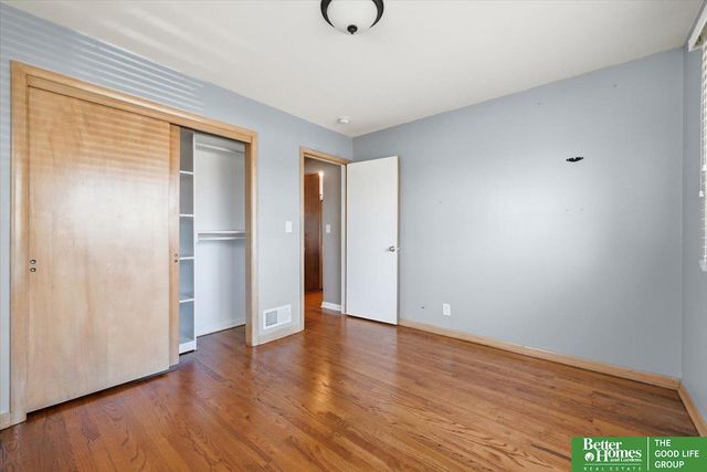 8517 Burt Street, Omaha, NE 68114