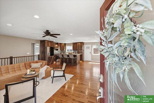 8517 Burt Street, Omaha, NE 68114