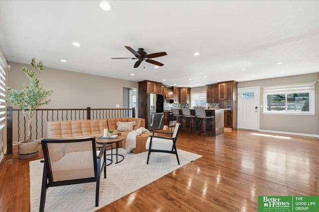 8517 Burt Street, Omaha, NE 68114