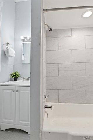 3623 Bamberger Avenue, St Louis, MO 63116