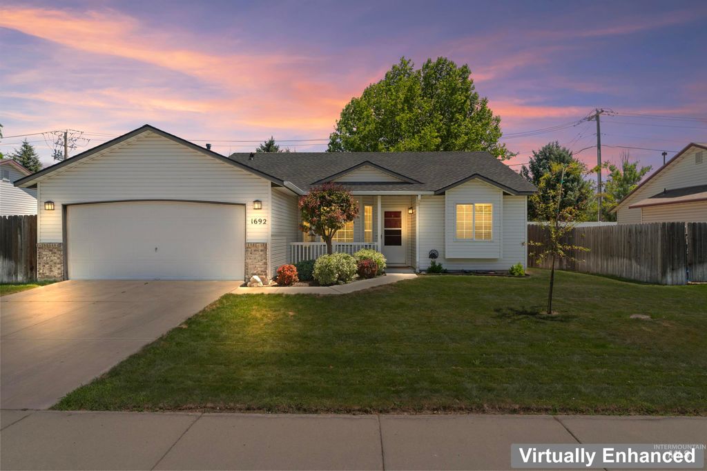 1692 N Doe Ave, Kuna, ID 83634