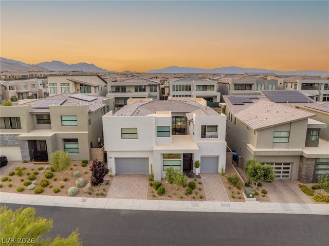 10752 Patina Hills Court, Las Vegas, NV 89135