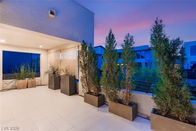 10752 Patina Hills Court, Las Vegas, NV 89135