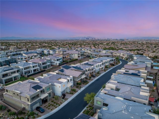 10752 Patina Hills Court, Las Vegas, NV 89135