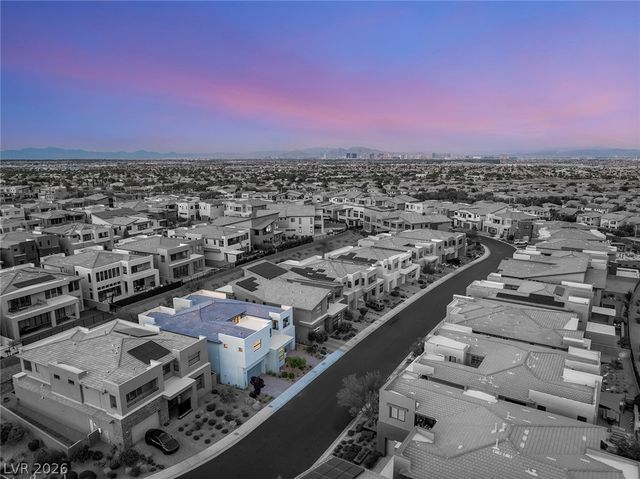 10752 Patina Hills Court, Las Vegas, NV 89135