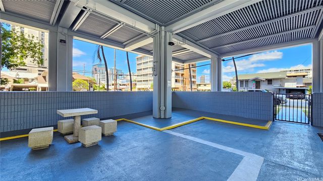 2100 Date Street 405, Honolulu, HI 96826