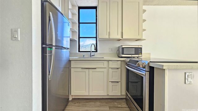 2100 Date Street 405, Honolulu, HI 96826