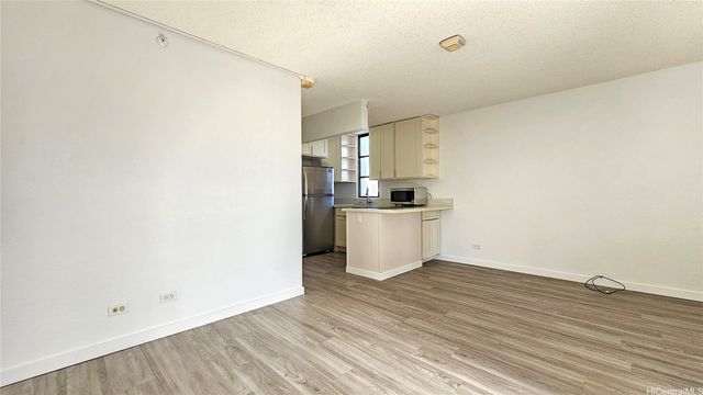 2100 Date Street 405, Honolulu, HI 96826