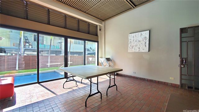 2100 Date Street 405, Honolulu, HI 96826