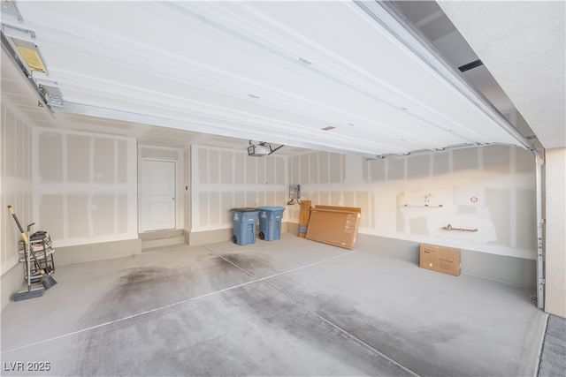 4841 Wine Ridge Avenue, Las Vegas, NV 89141