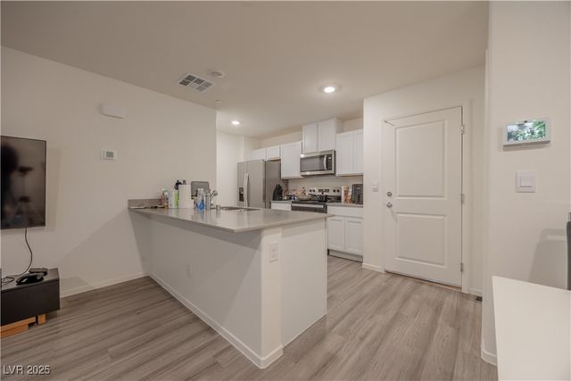 4841 Wine Ridge Avenue, Las Vegas, NV 89141