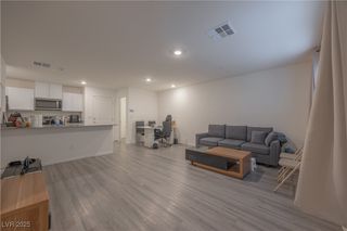 4841 Wine Ridge Avenue, Las Vegas, NV 89141