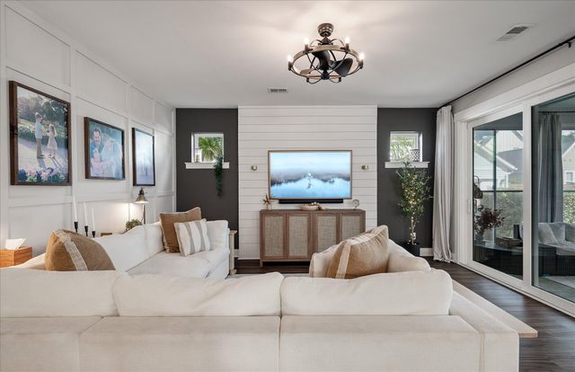 404 Gray Bark Road, Summerville, SC 29486