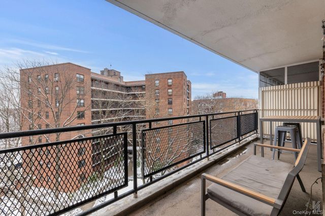 35-50 85th St Street 7H, Jackson Heights, NY 11372