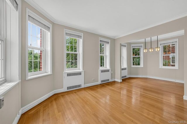 949 Palmer Road 5K, Bronxville, NY 10708