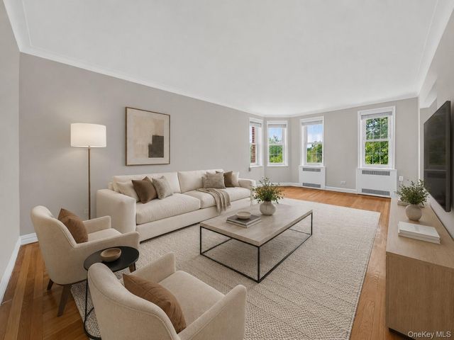 949 Palmer Road 5K, Bronxville, NY 10708