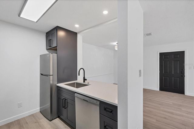 4008 CROCKERS LAKE BOULEVARD 11, Sarasota, FL 34238