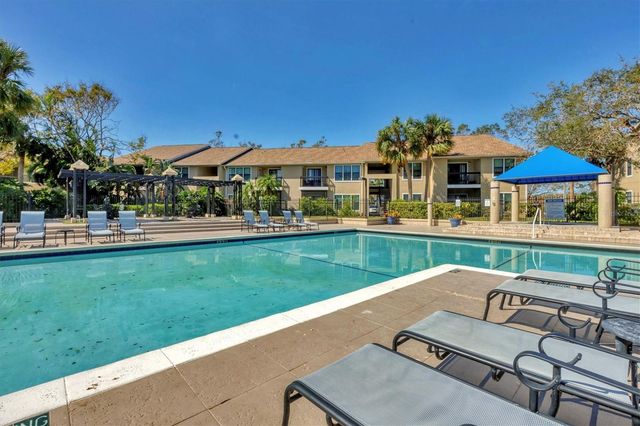 4008 CROCKERS LAKE BOULEVARD 11, Sarasota, FL 34238